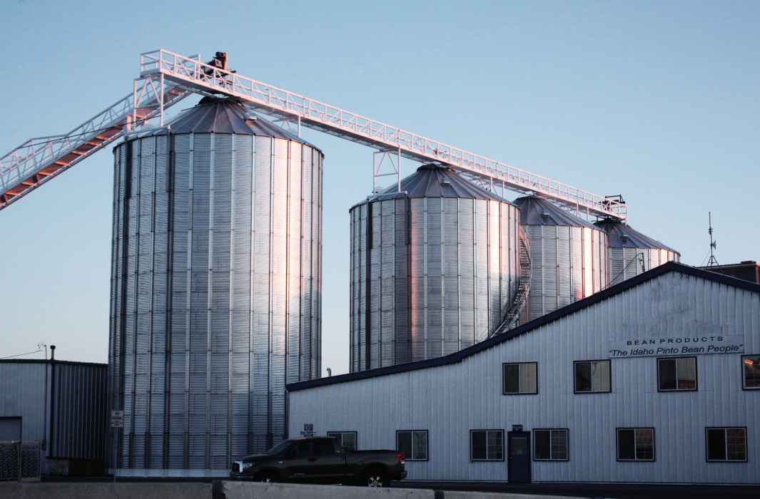 Grain bins and custom conveyors in Twin Falls, ID